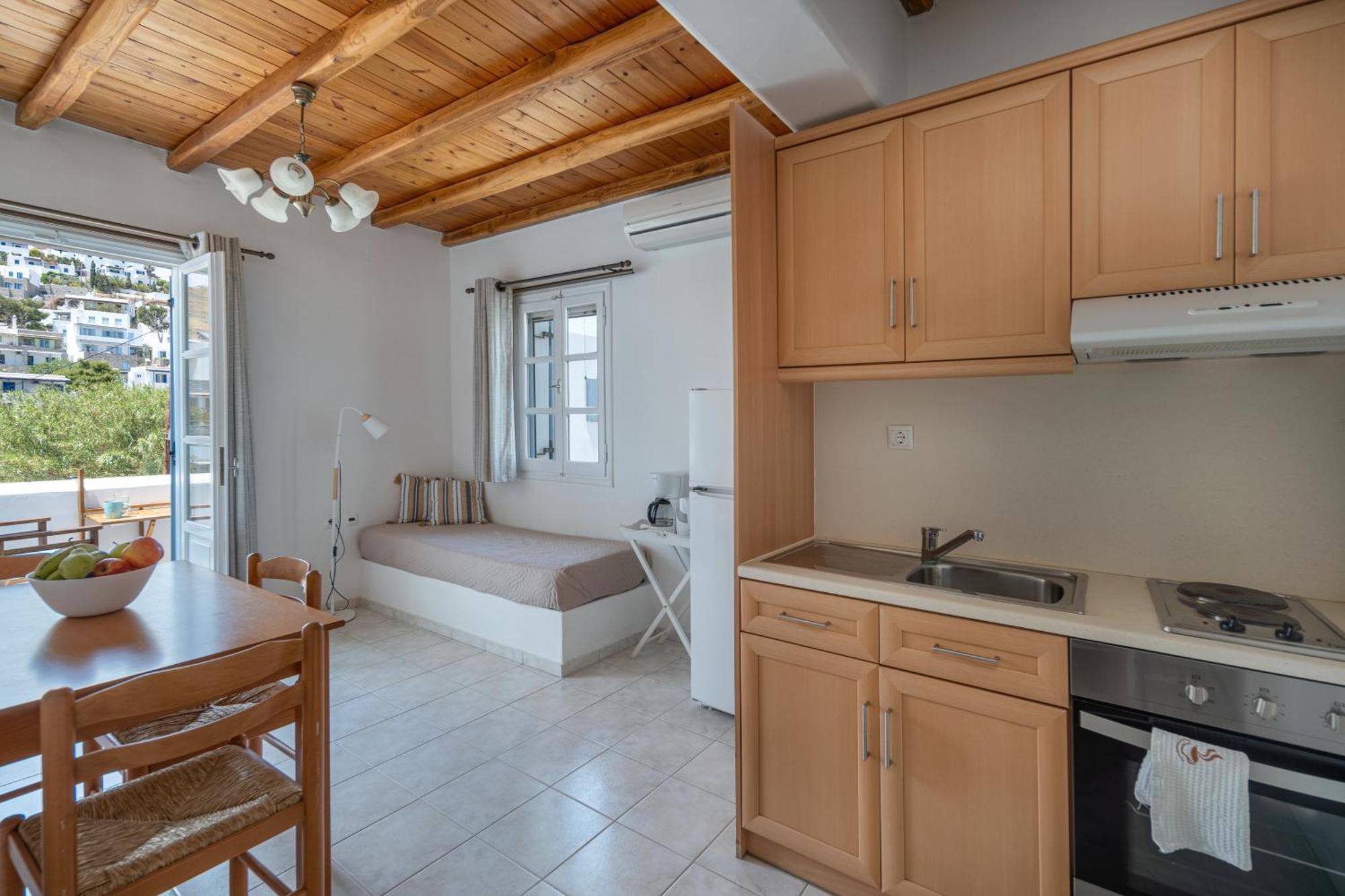Galazio Seaside Apartments Livadakia Habitación foto